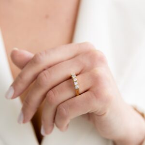 k14-half-eternity-ring-with-zircon-stones