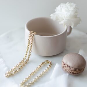 yellow-gold-small-link-chain-necklace